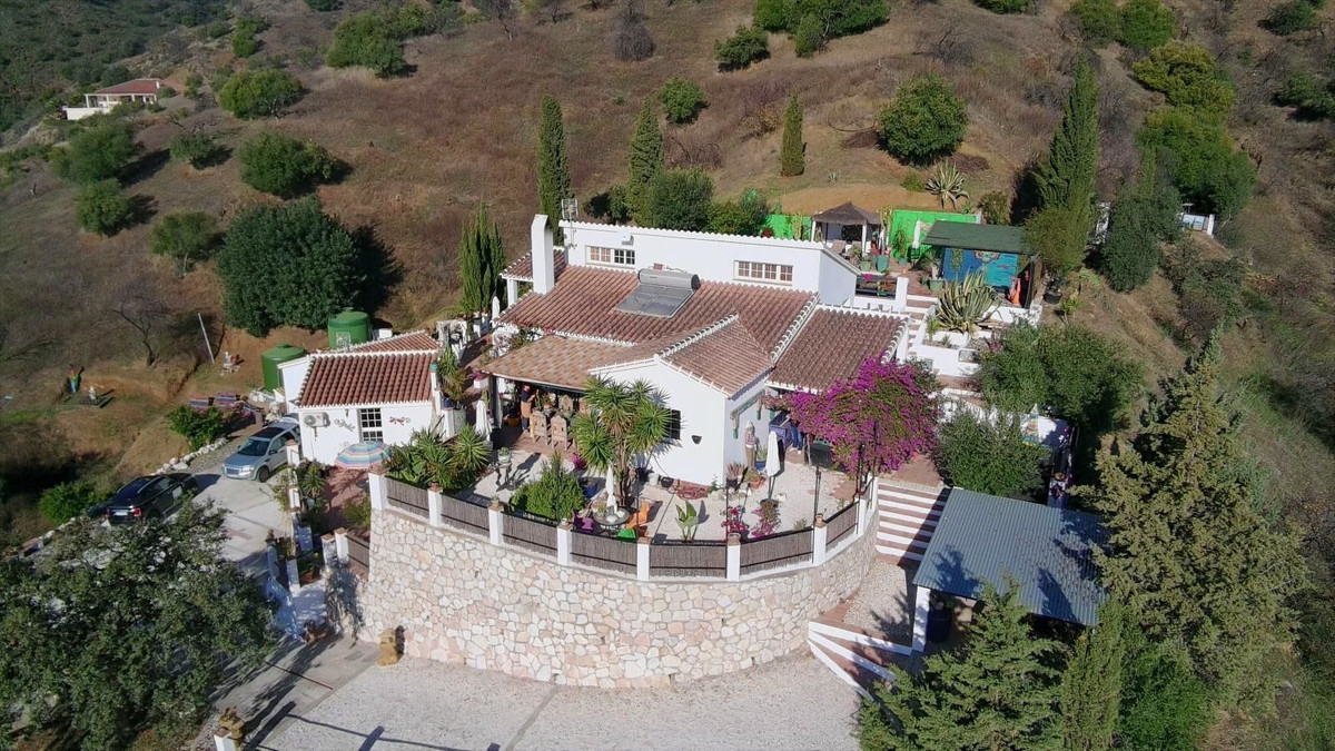 Finca - Cortijo te koop in Cártama | 3 slaapkamers H5238895