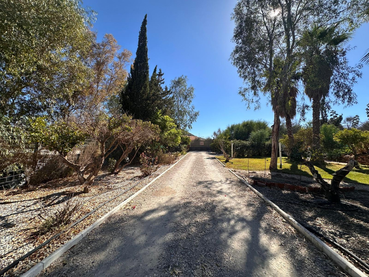 Finca - Cortijo te koop in Cártama | 13 slaapkamers H5242858