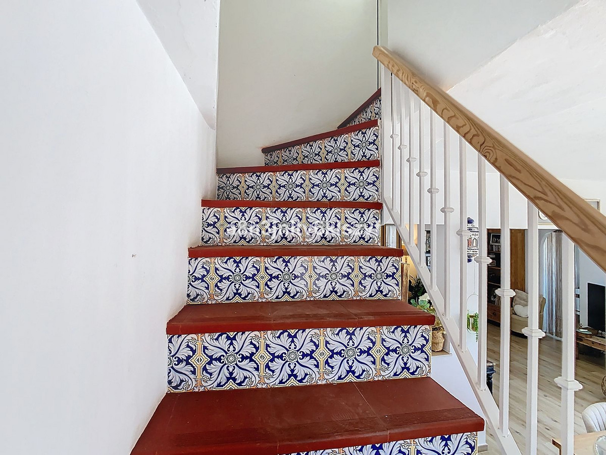 Geschakelde Woning in Cútar-77