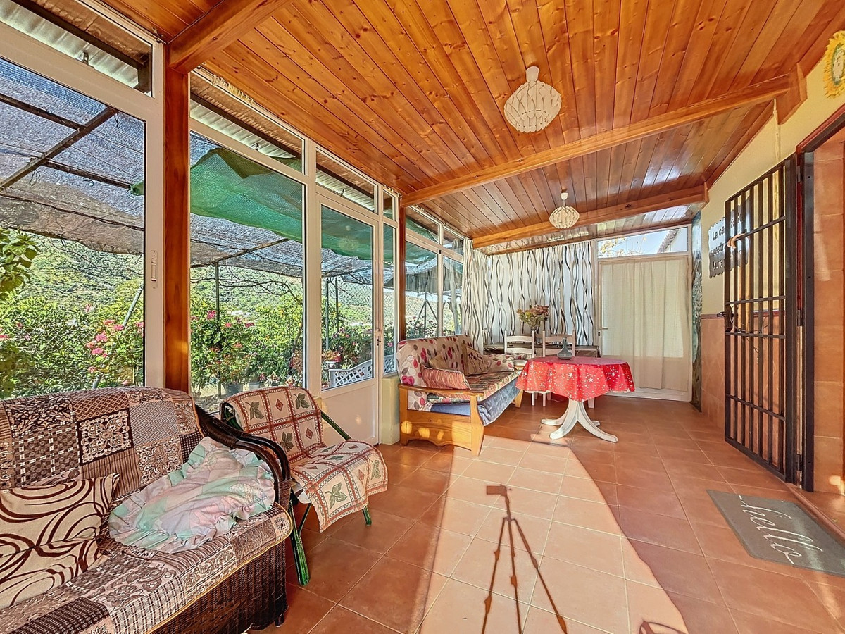 Semi-Vrijstaande Villa in Cútar-8