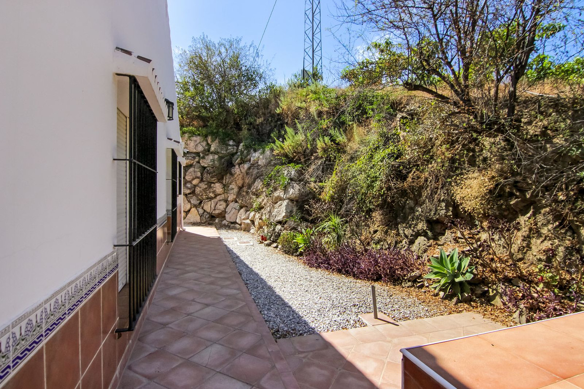 Finca - Cortijo te koop in Cútar | 3 slaapkamers H5120515