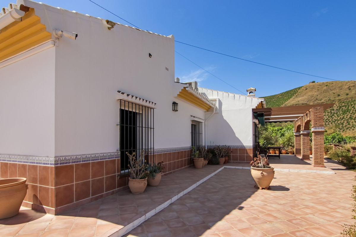 Finca - Cortijo te koop in Cútar | 3 slaapkamers H5120515