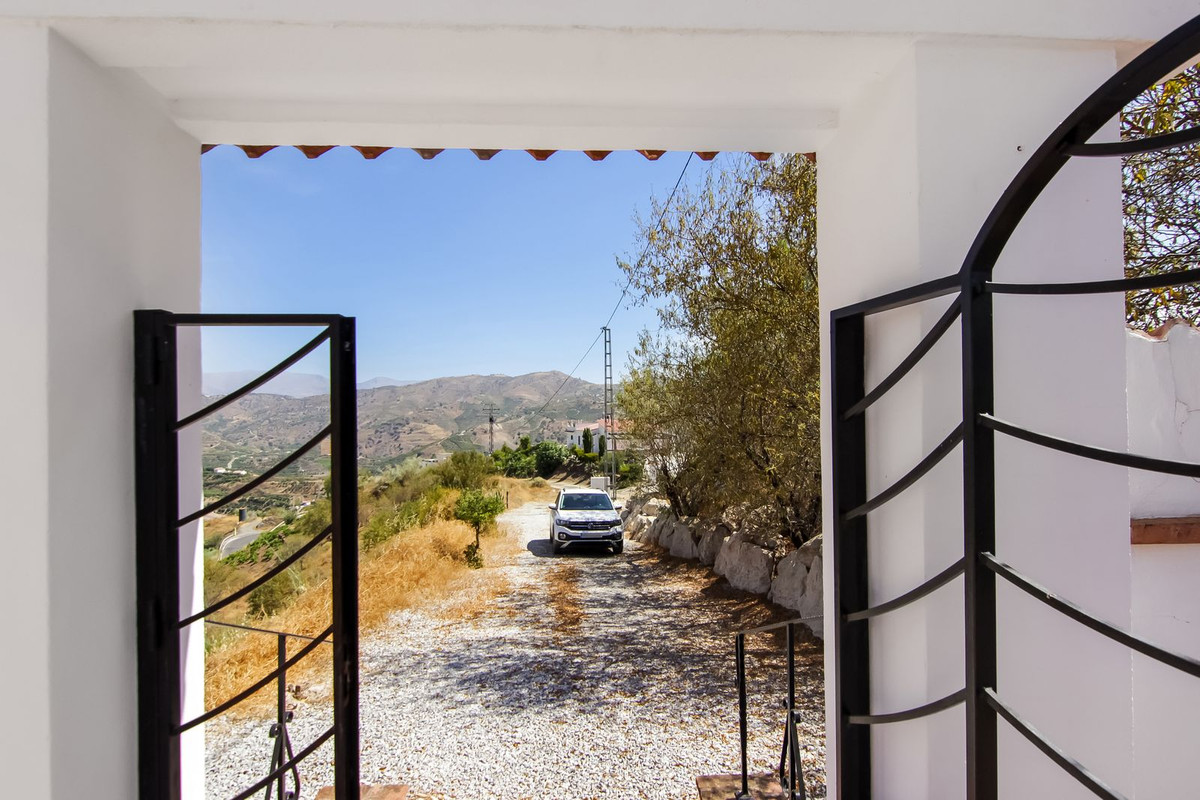 Finca - Cortijo te koop in Cútar | 3 slaapkamers H5120515