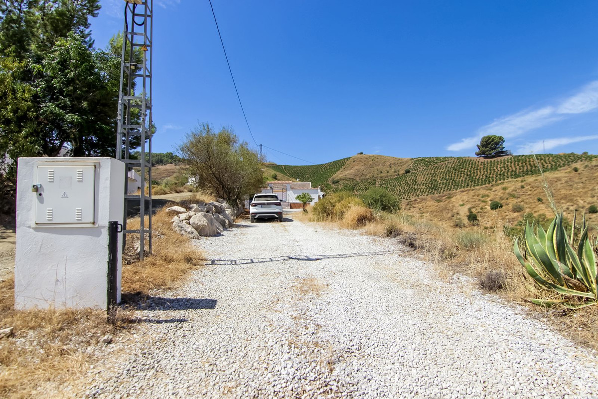 Finca - Cortijo te koop in Cútar | 3 slaapkamers H5120515