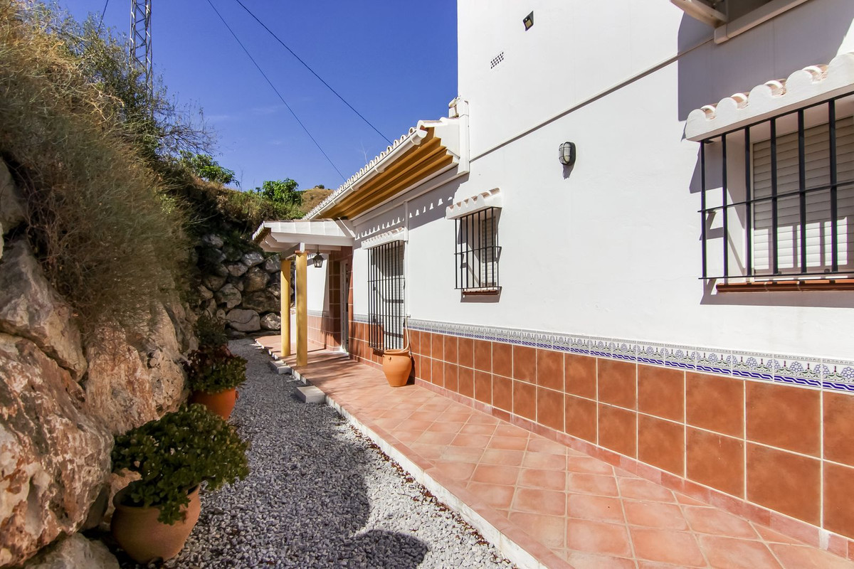 Finca - Cortijo te koop in Cútar | 3 slaapkamers H5120515