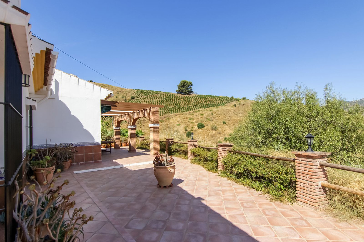 Finca - Cortijo te koop in Cútar | 3 slaapkamers H5120515