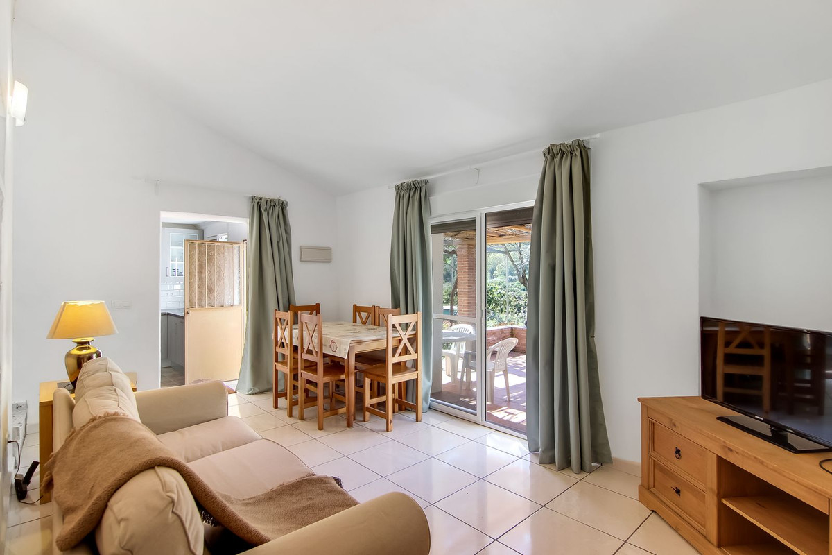 Huis te koop in Cútar | 4 slaapkamers H5191477