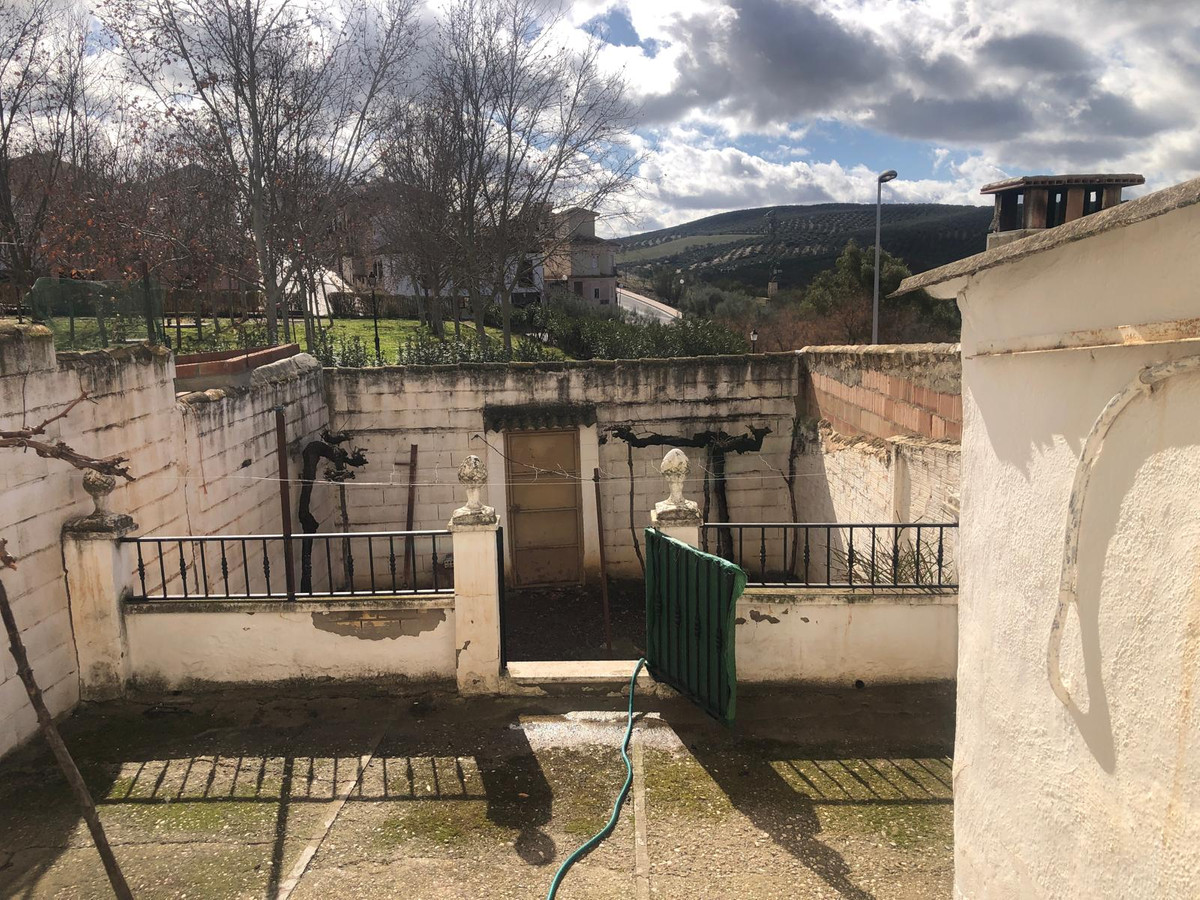 Huis te koop in Cuevas Bajas | 4 slaapkamers H5075734