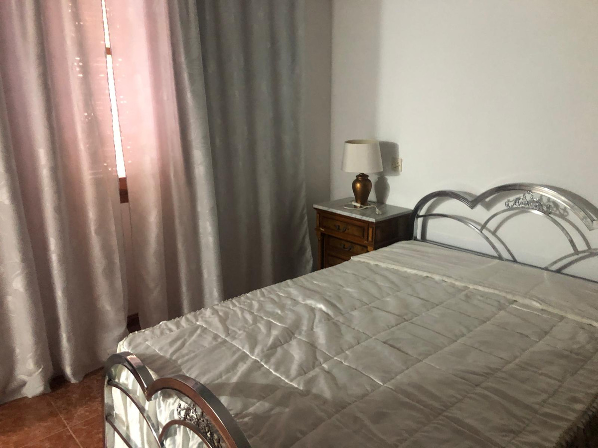 Huis te koop in Cuevas Bajas | 4 slaapkamers H5075734