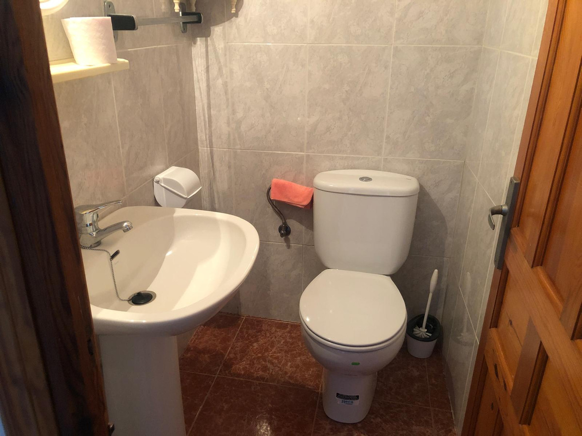 Huis te koop in Cuevas Bajas | 4 slaapkamers H5075734