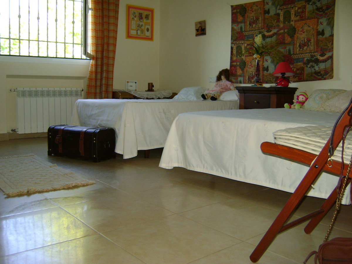 Vrijstaande Villa in Cuevas del Becerro-9