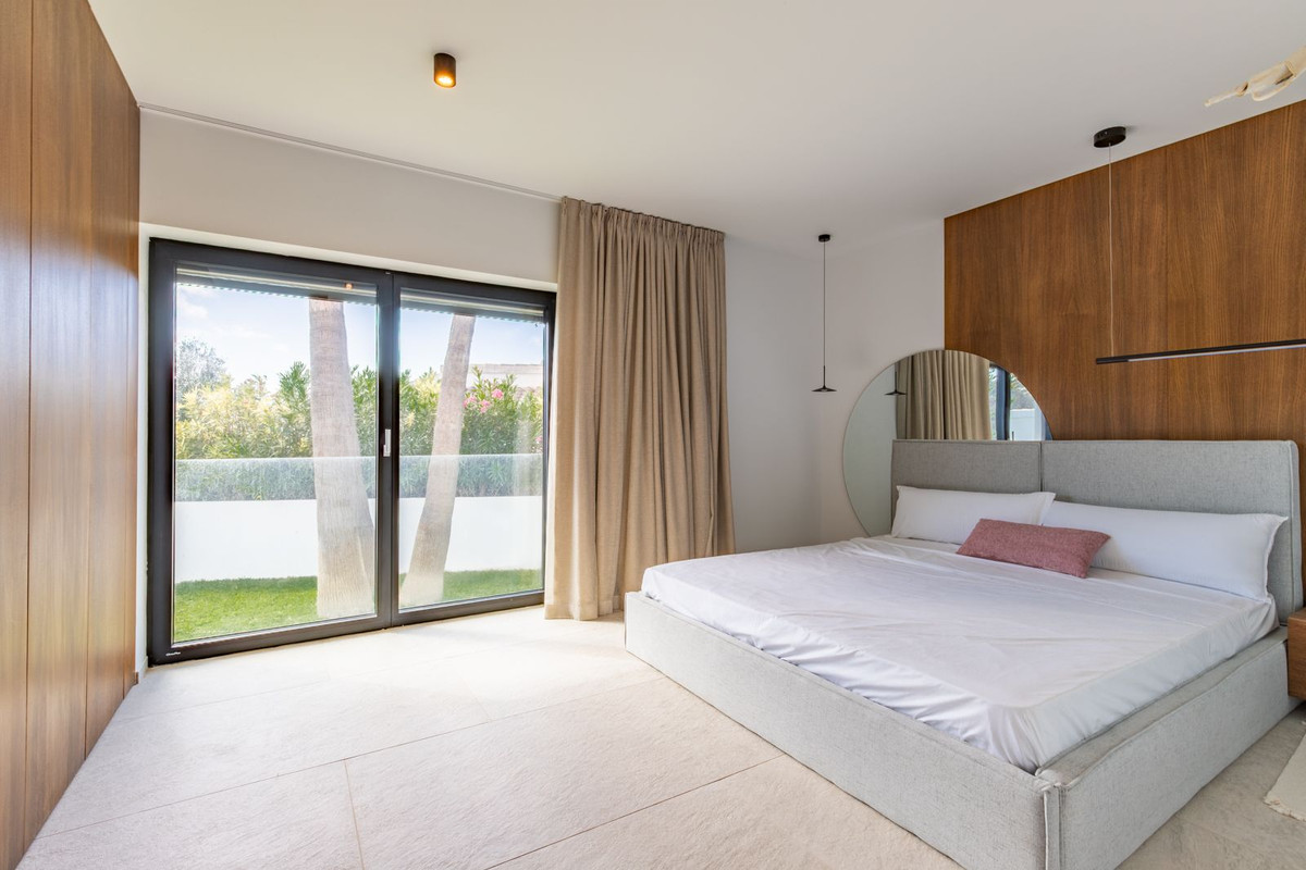 Property main view 33