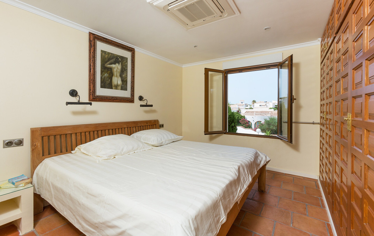 Huis te koop in Cumbre del Sol | 4 slaapkamers H5184862