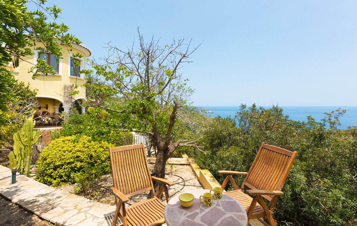 Huis te koop in Cumbre del Sol | 4 slaapkamers H5184862