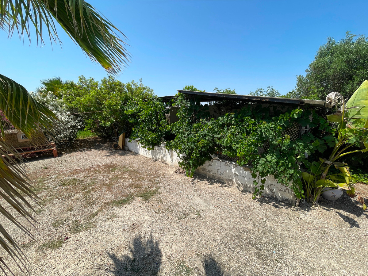 Huis te koop in Daya Nueva | 4 slaapkamers H5076523