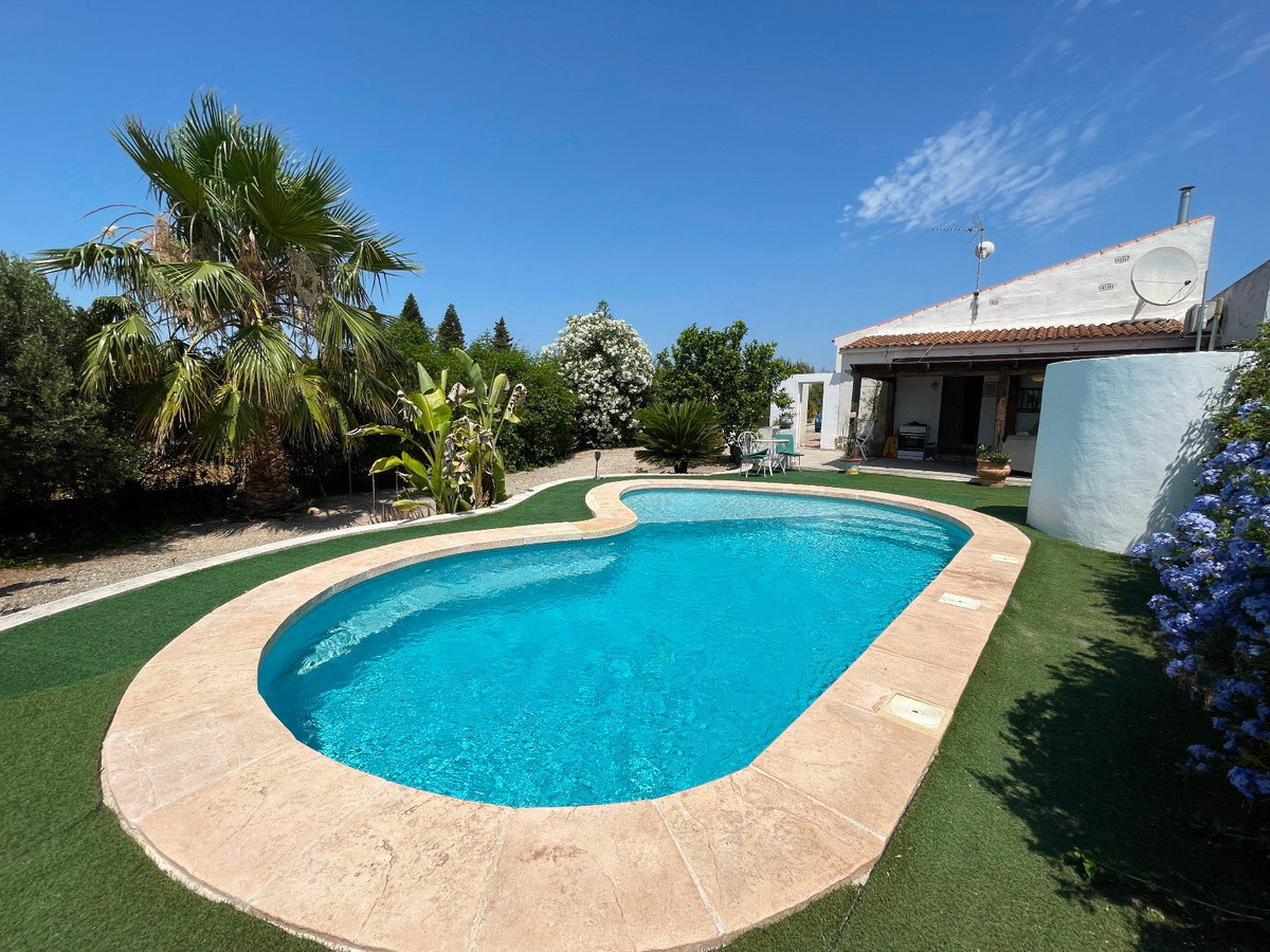 Huis te koop in Daya Nueva | 4 slaapkamers H5076523