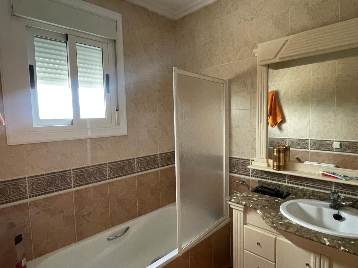 Huis te koop in Daya Vieja | 3 slaapkamers H5144092