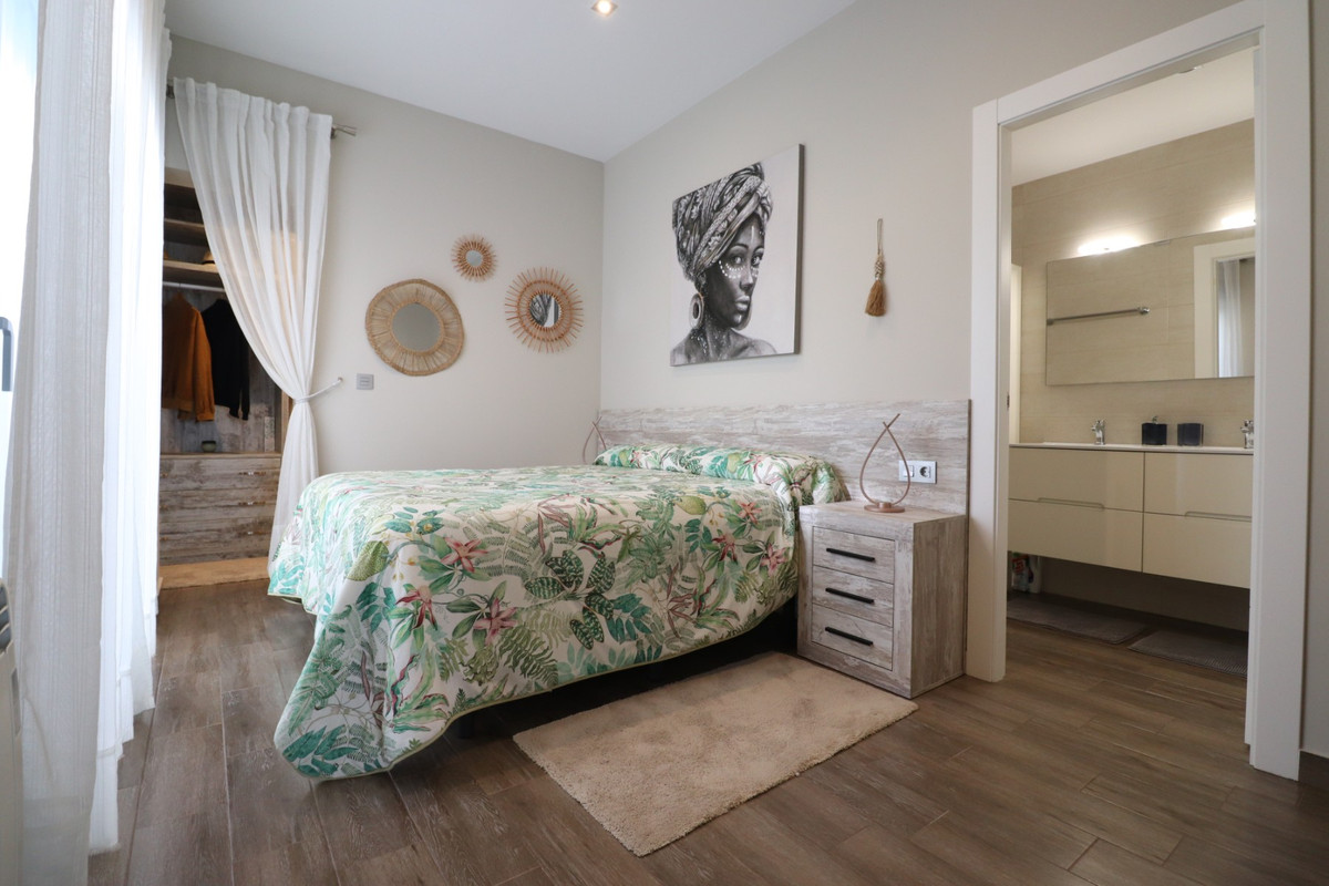 Huis te koop in Daya Vieja | 3 slaapkamers H5223757