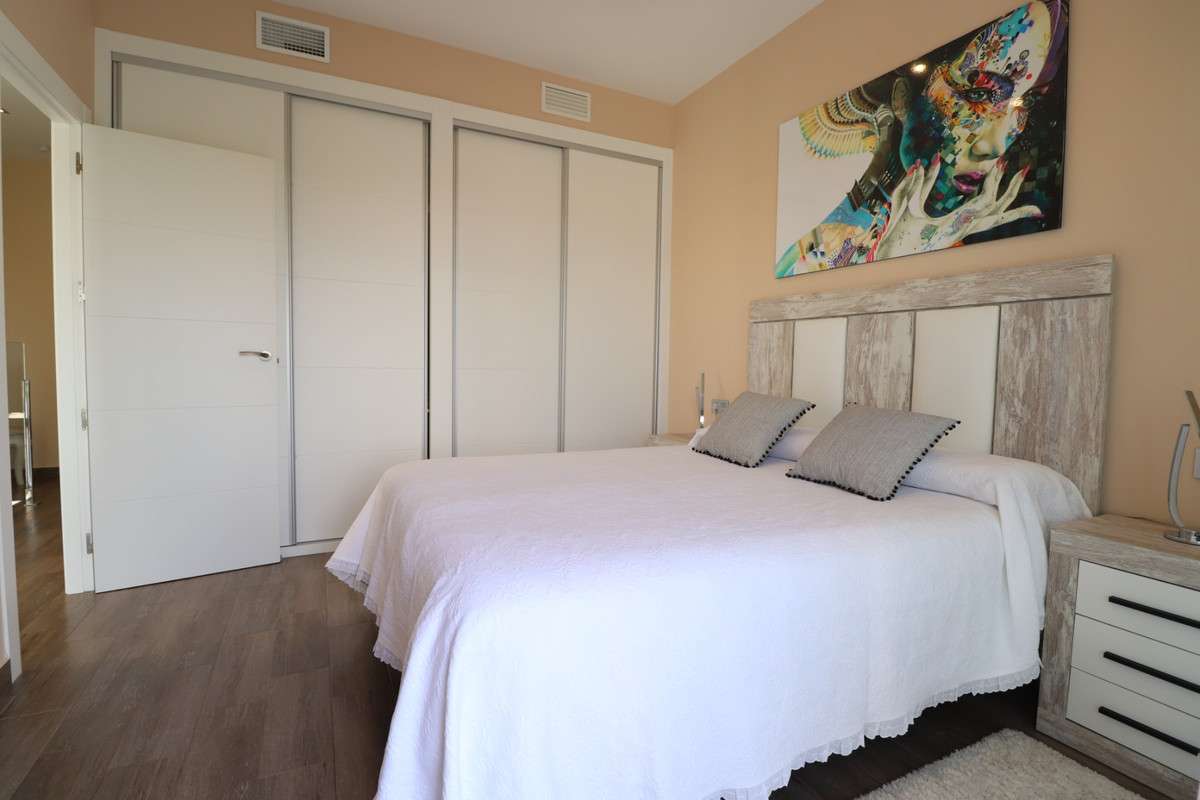 Huis te koop in Daya Vieja | 3 slaapkamers H5223757