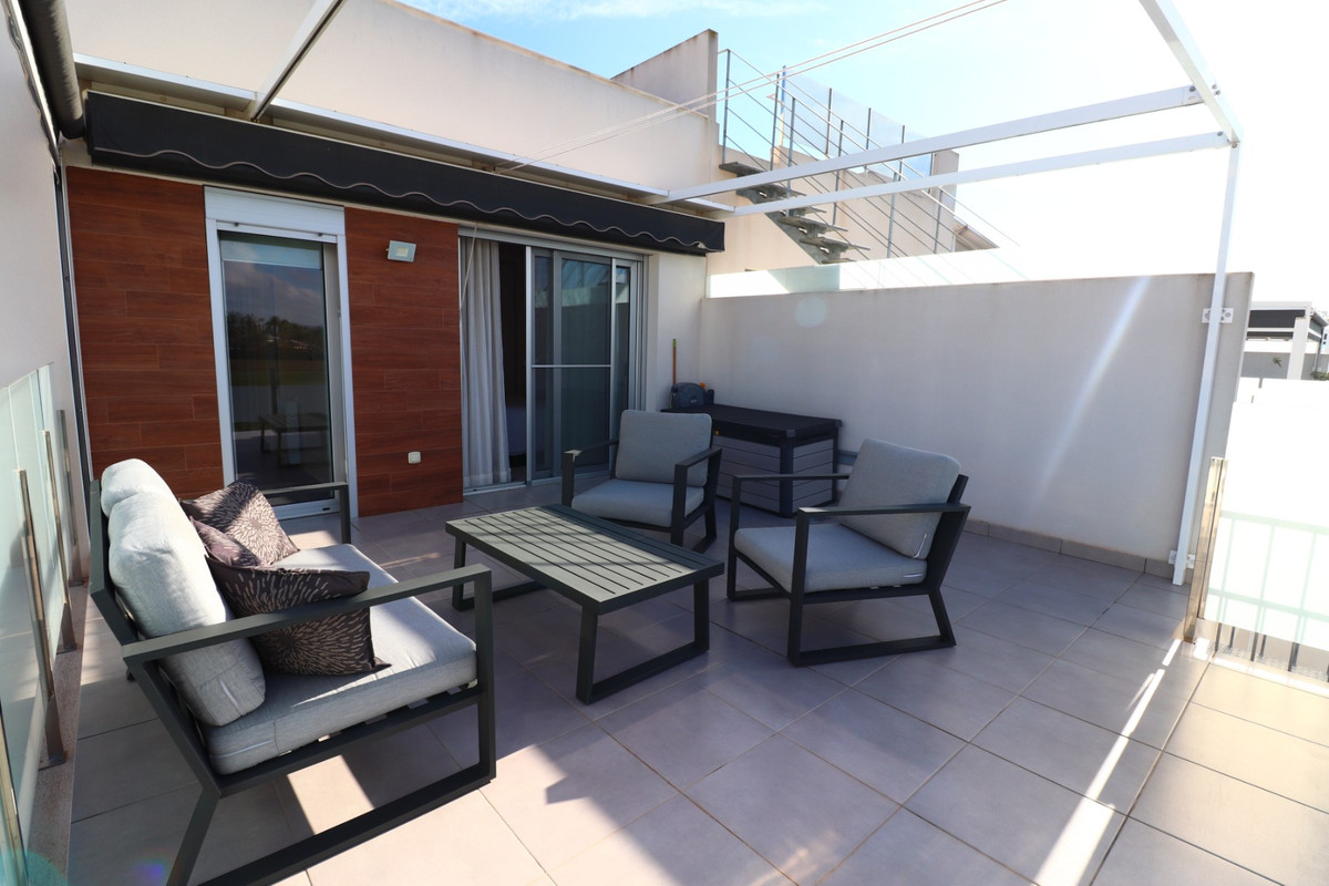 Huis te koop in Daya Vieja | 3 slaapkamers H5223757