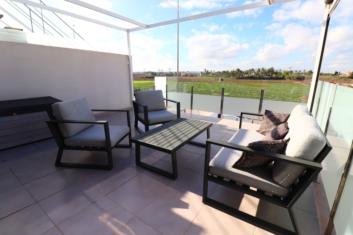 Huis te koop in Daya Vieja | 3 slaapkamers H5223757