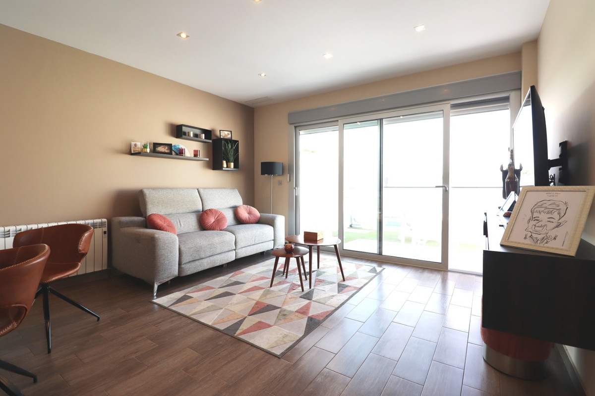 Huis te koop in Daya Vieja | 3 slaapkamers H5223757