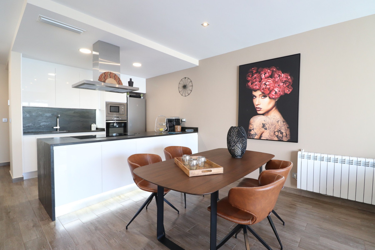 Huis te koop in Daya Vieja | 3 slaapkamers H5223757