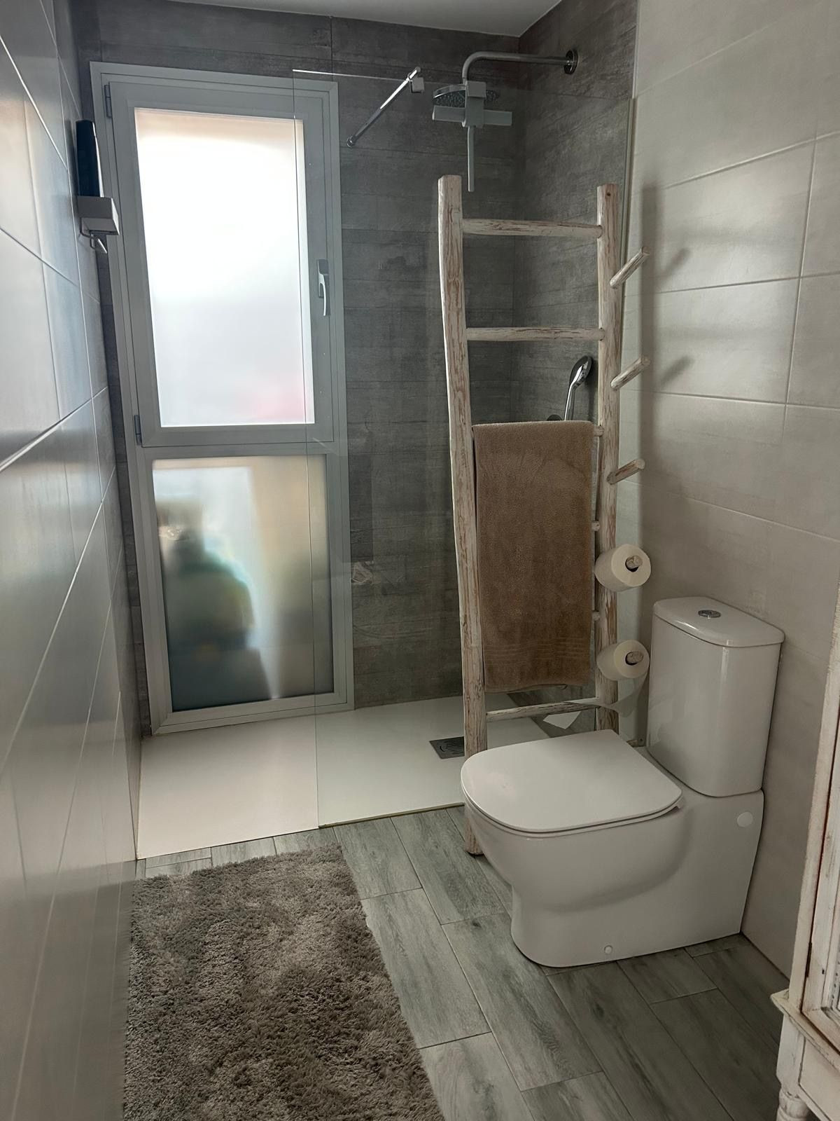 Huis te koop in Daya Vieja | 3 slaapkamers H5258770