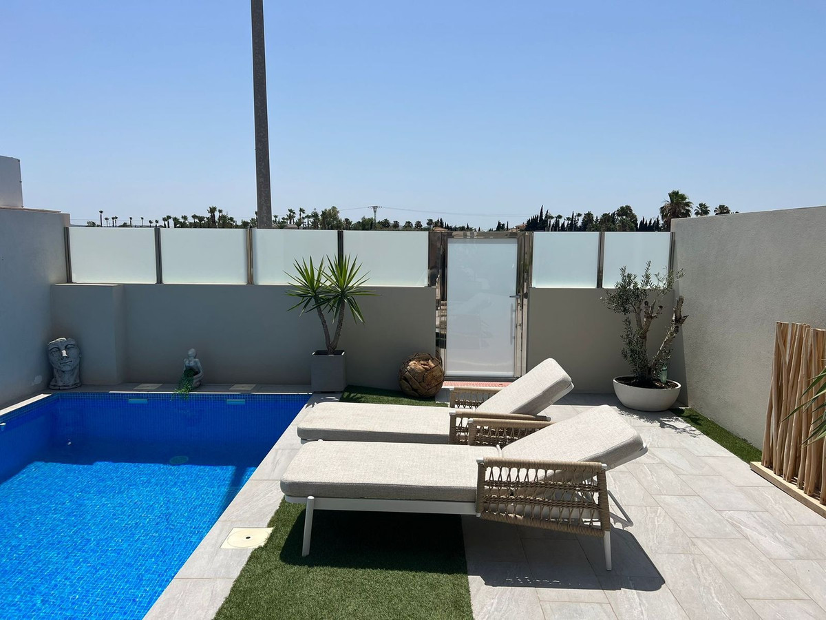 Huis te koop in Daya Vieja | 3 slaapkamers H5258770