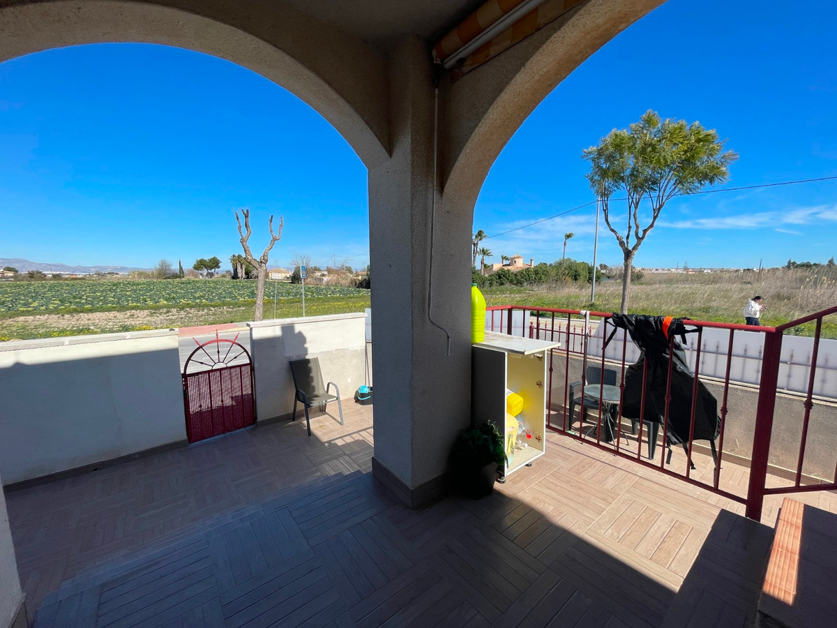 Huis te koop in Daya Vieja | 2 slaapkamers H5311135