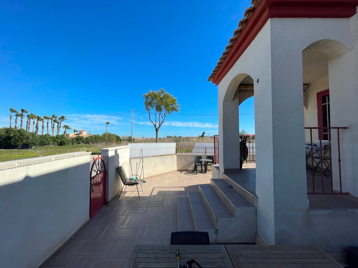 Huis te koop in Daya Vieja | 2 slaapkamers H5311135