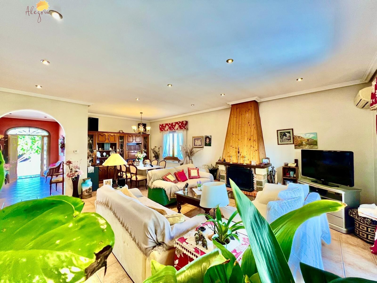 Property main view 44