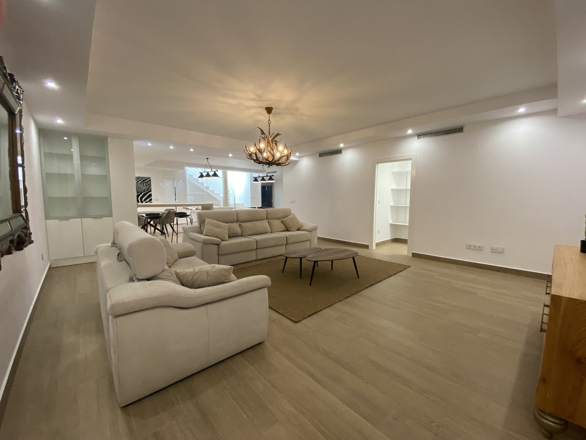 Huis te koop in Dehesa de Campoamor | 5 slaapkamers H5165116