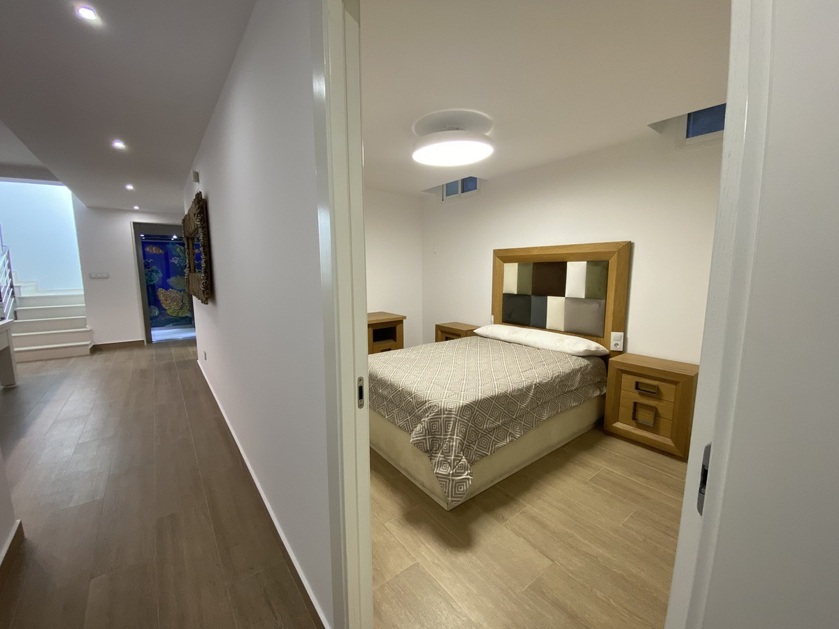 Huis te koop in Dehesa de Campoamor | 5 slaapkamers H5165116