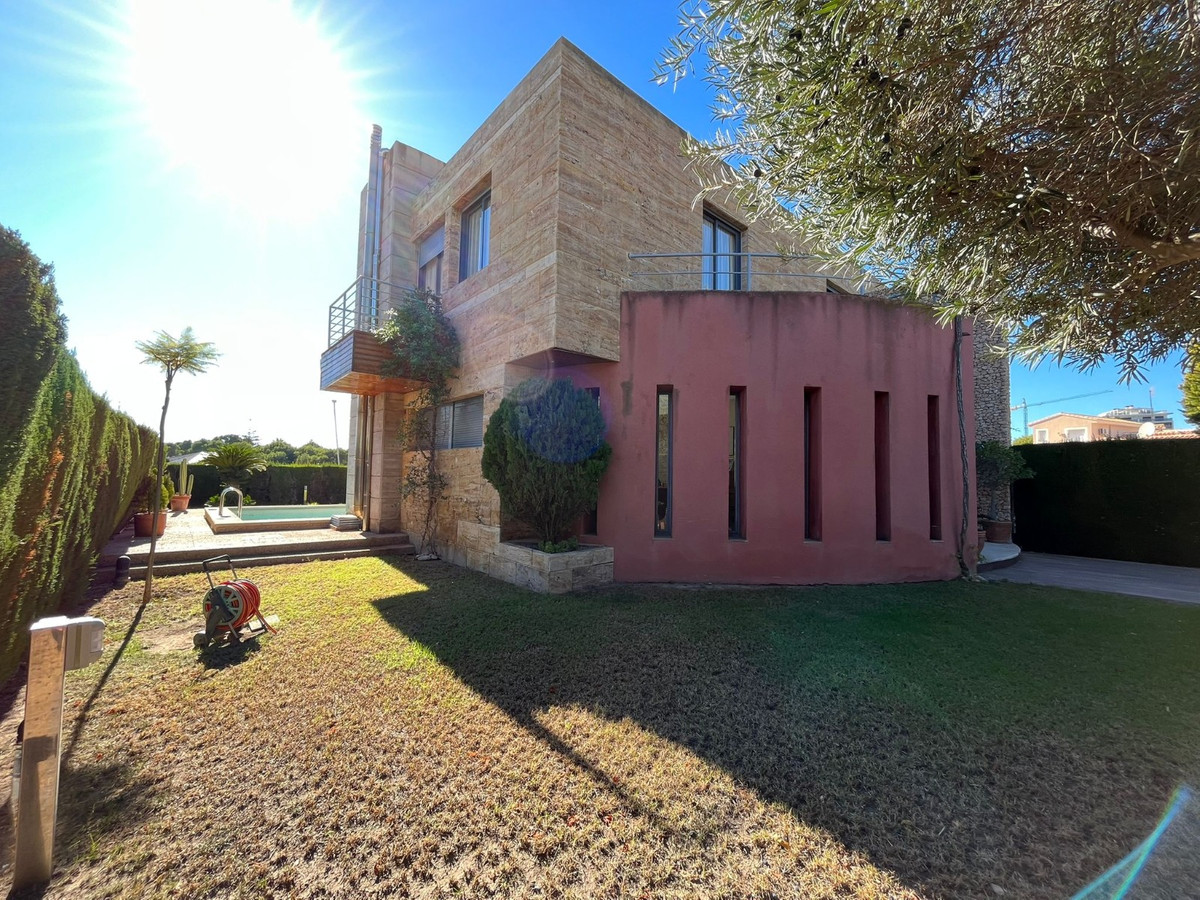 Huis te koop in Dehesa de Campoamor | 4 slaapkamers H5244469