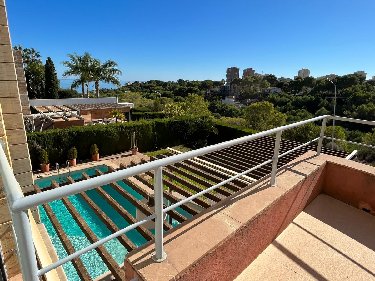 Huis te koop in Dehesa de Campoamor | 4 slaapkamers H5244469