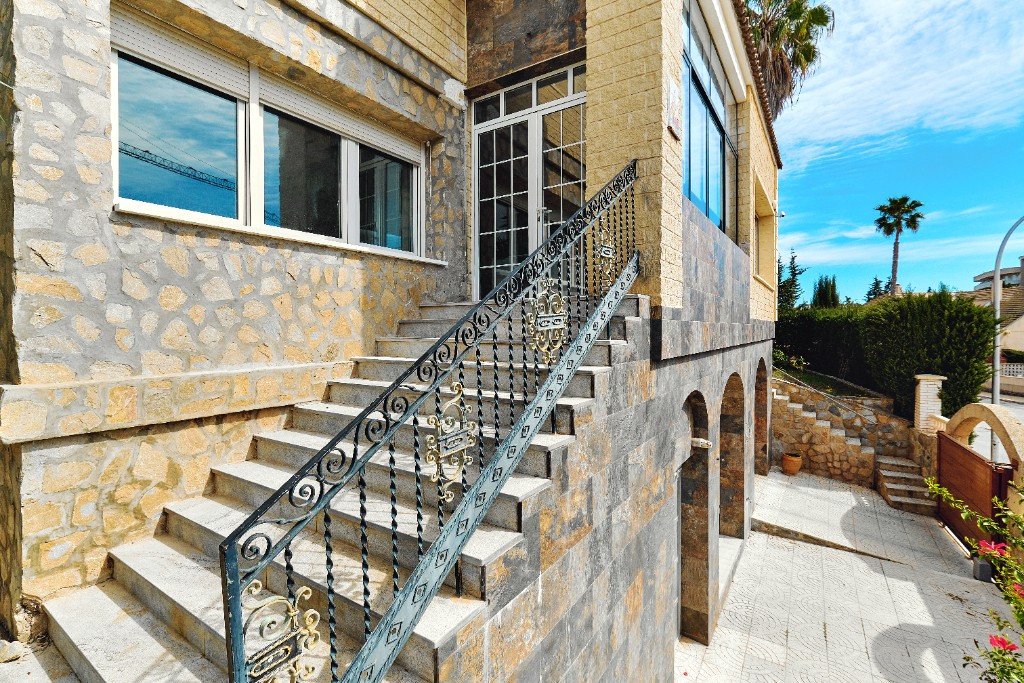 Property main view 39