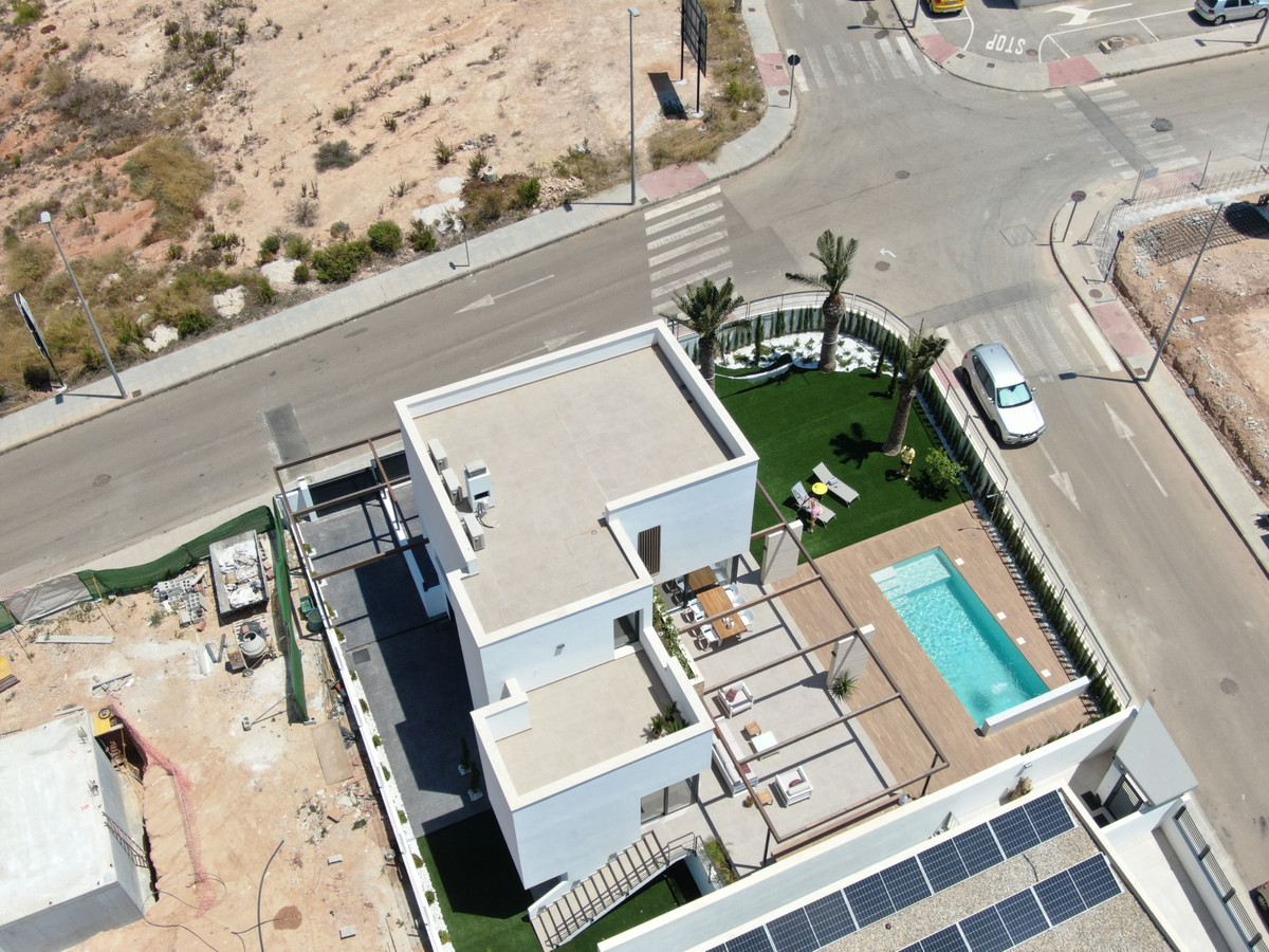 Huis te koop in Dehesa de Campoamor | 4 slaapkamers H5292580