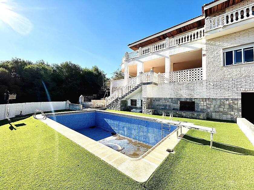 Huis te koop in Dehesa de Campoamor | 10 slaapkamers H5456287