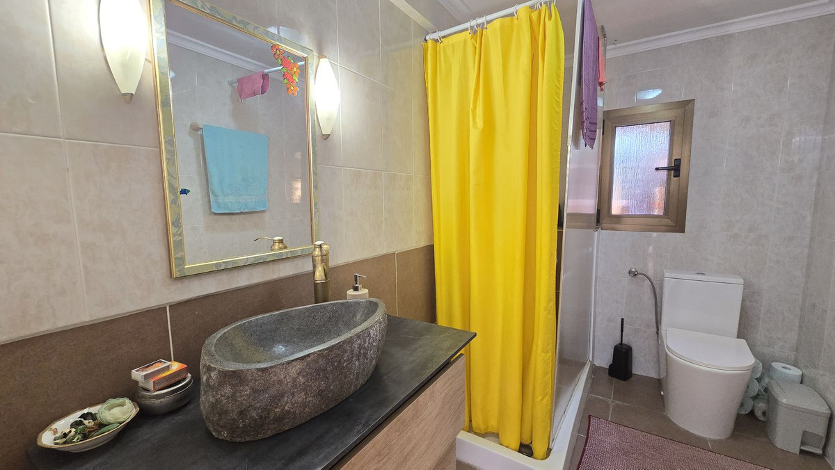 Property main view 40