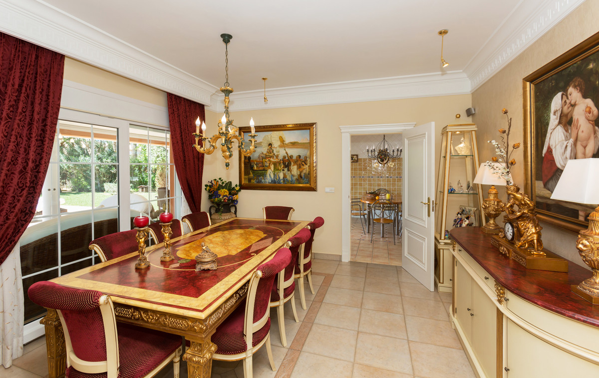 Vrijstaande Villa te koop in Denia | 7 slaapkamers H5304232