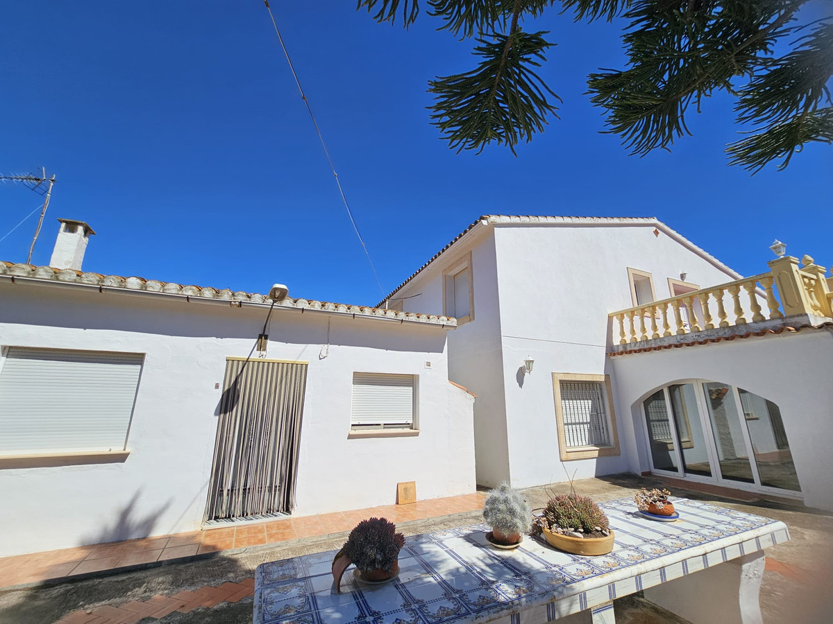 Finca - Cortijo te koop in Denia | 6 slaapkamers H5352802