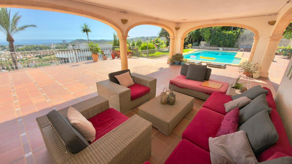 Vrijstaande Villa te koop in Denia | 4 slaapkamers H5421112