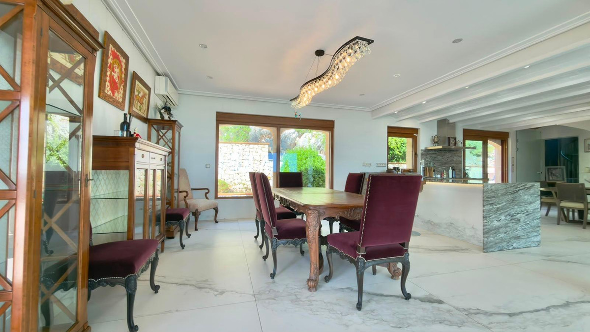 Vrijstaande Villa te koop in Denia | 4 slaapkamers H5421112