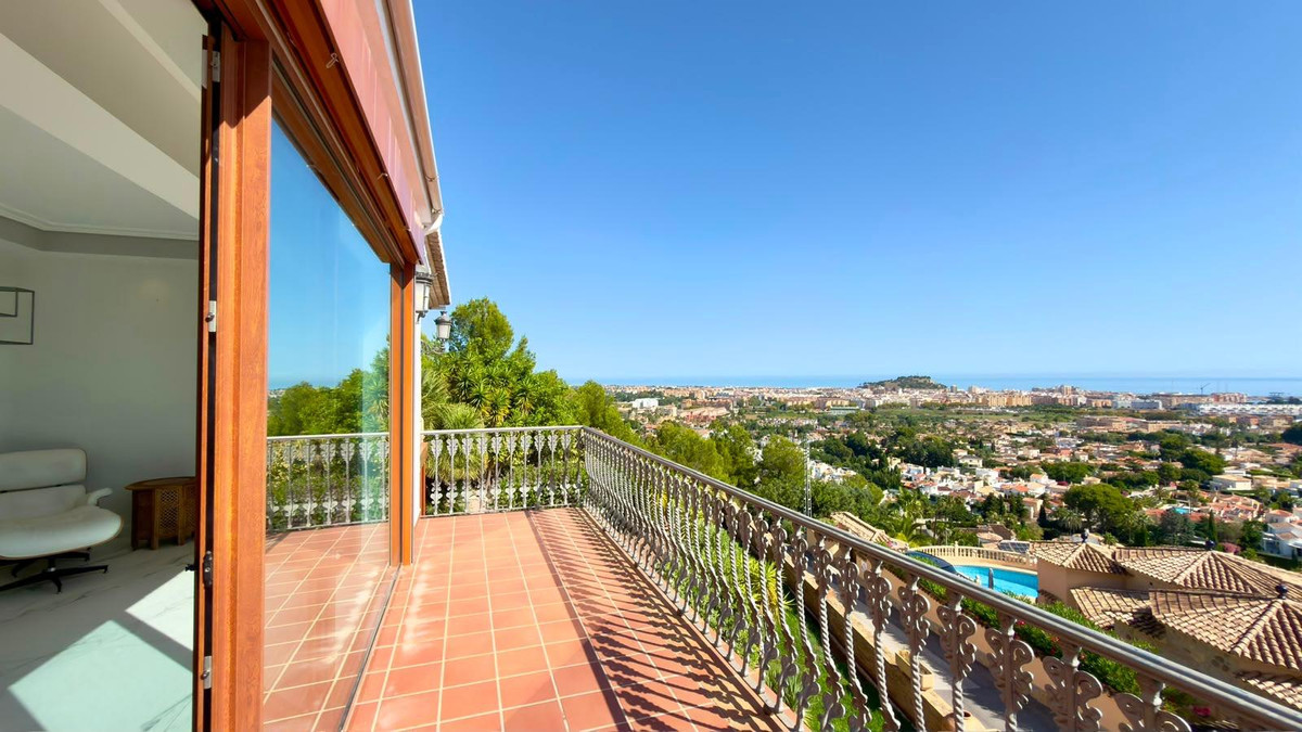 Vrijstaande Villa te koop in Denia | 4 slaapkamers H5421112