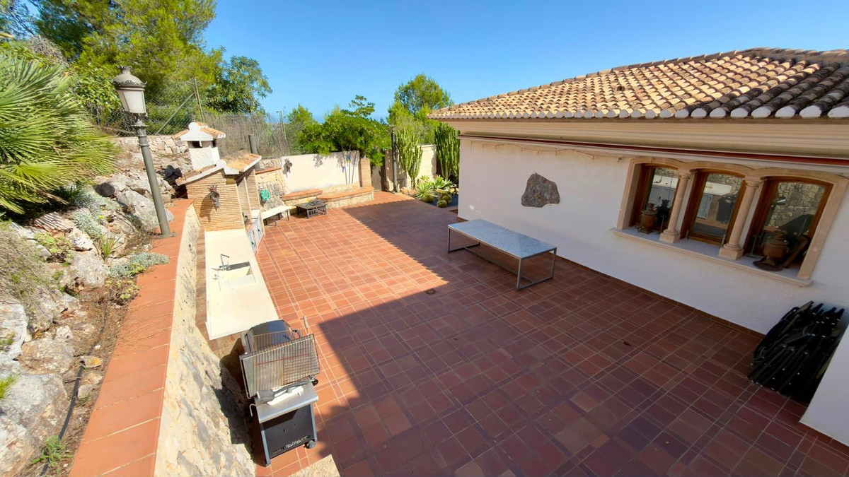 Vrijstaande Villa te koop in Denia | 4 slaapkamers H5421112