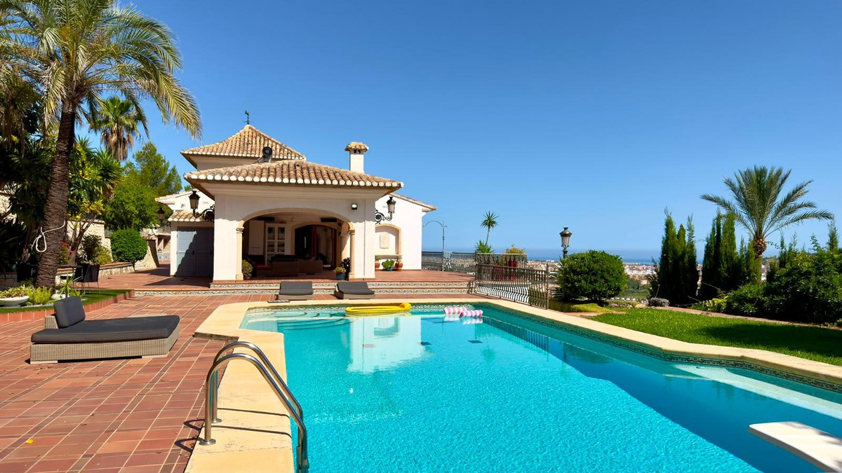 Vrijstaande Villa te koop in Denia | 4 slaapkamers H5421112