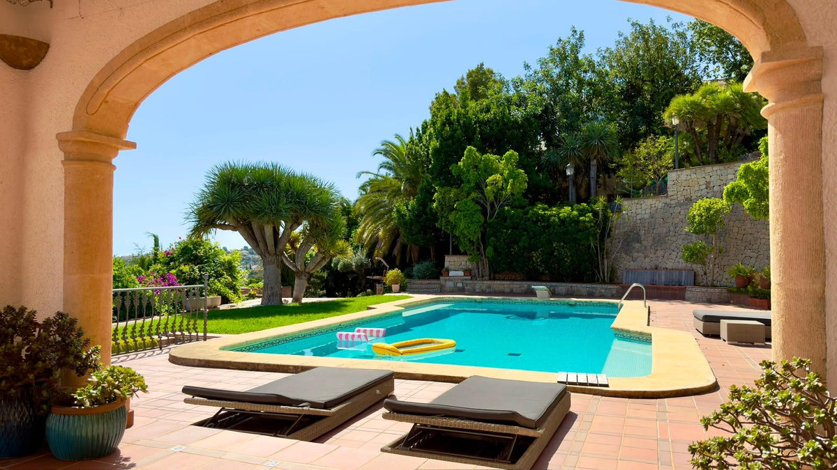 Vrijstaande Villa te koop in Denia | 4 slaapkamers H5421112