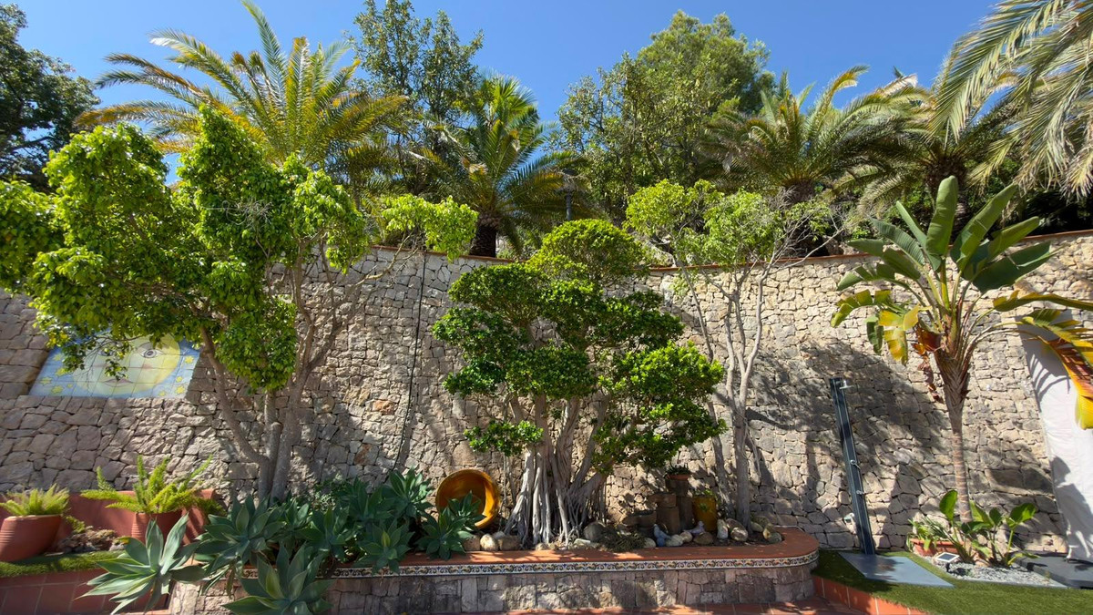 Vrijstaande Villa te koop in Denia | 4 slaapkamers H5421112