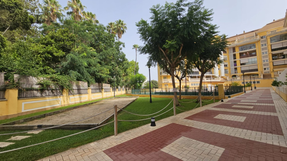 Grond te koop in Denia | 3 slaapkamers H5468740